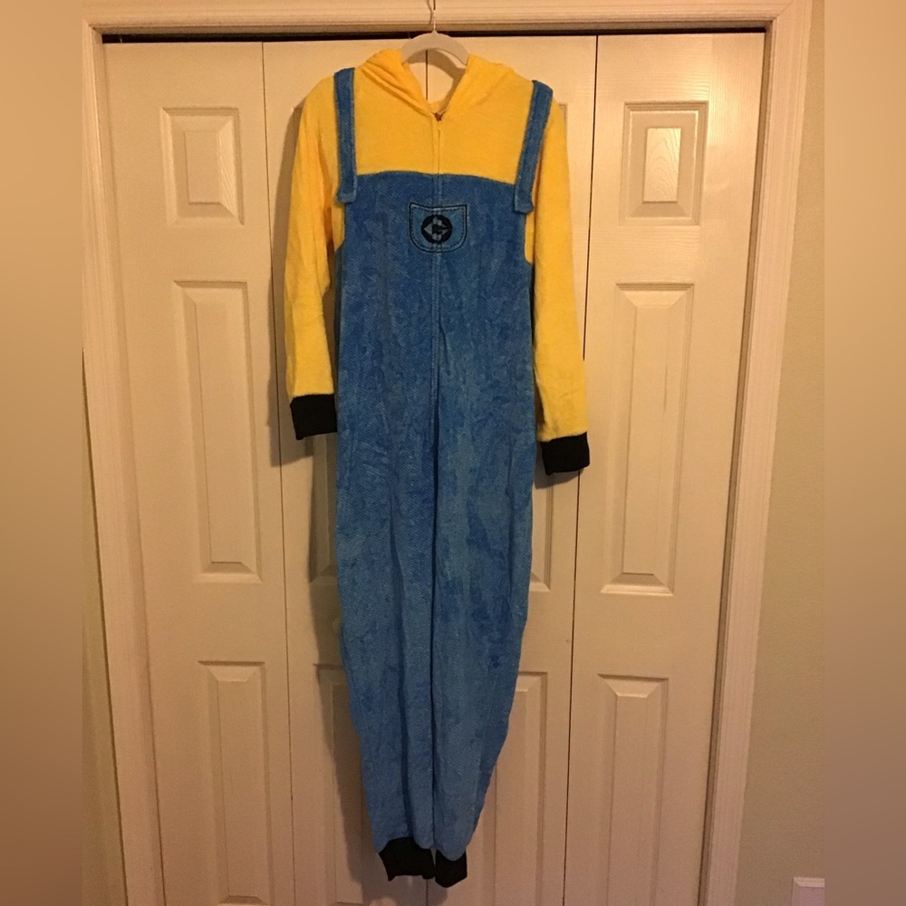 Despicable Me Minion Unisex Adult Size XXL Zipper Onesie Pajama Costume w/hood